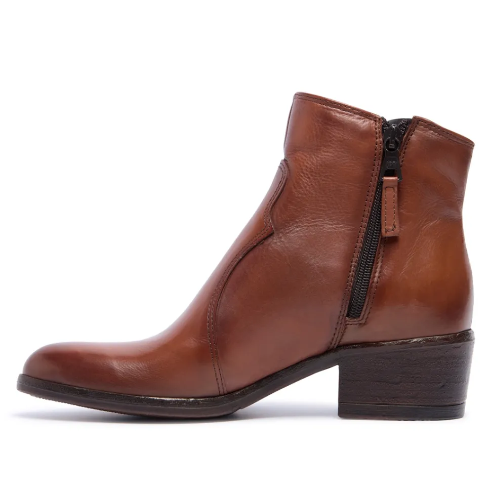 Caliana Tan Leather Ankle Boots