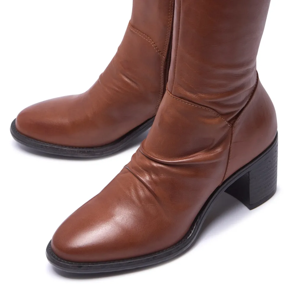 Lodeve Tan Leather Ankle Boots
