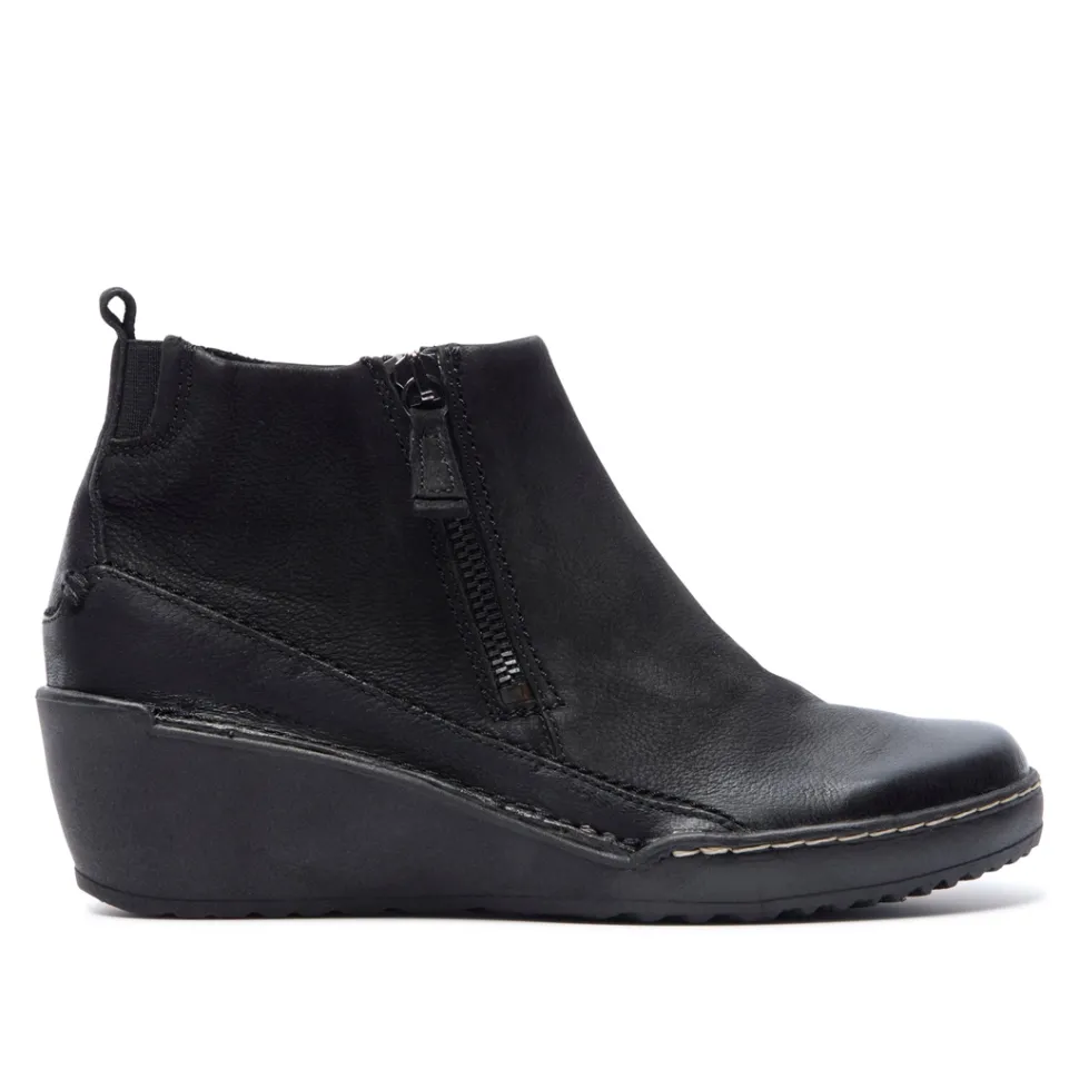 MAEVE BLACK LEATHER ANKLE BOOTS