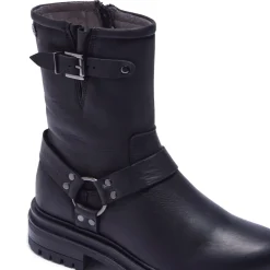 Molize Black Leather Ankle Boots