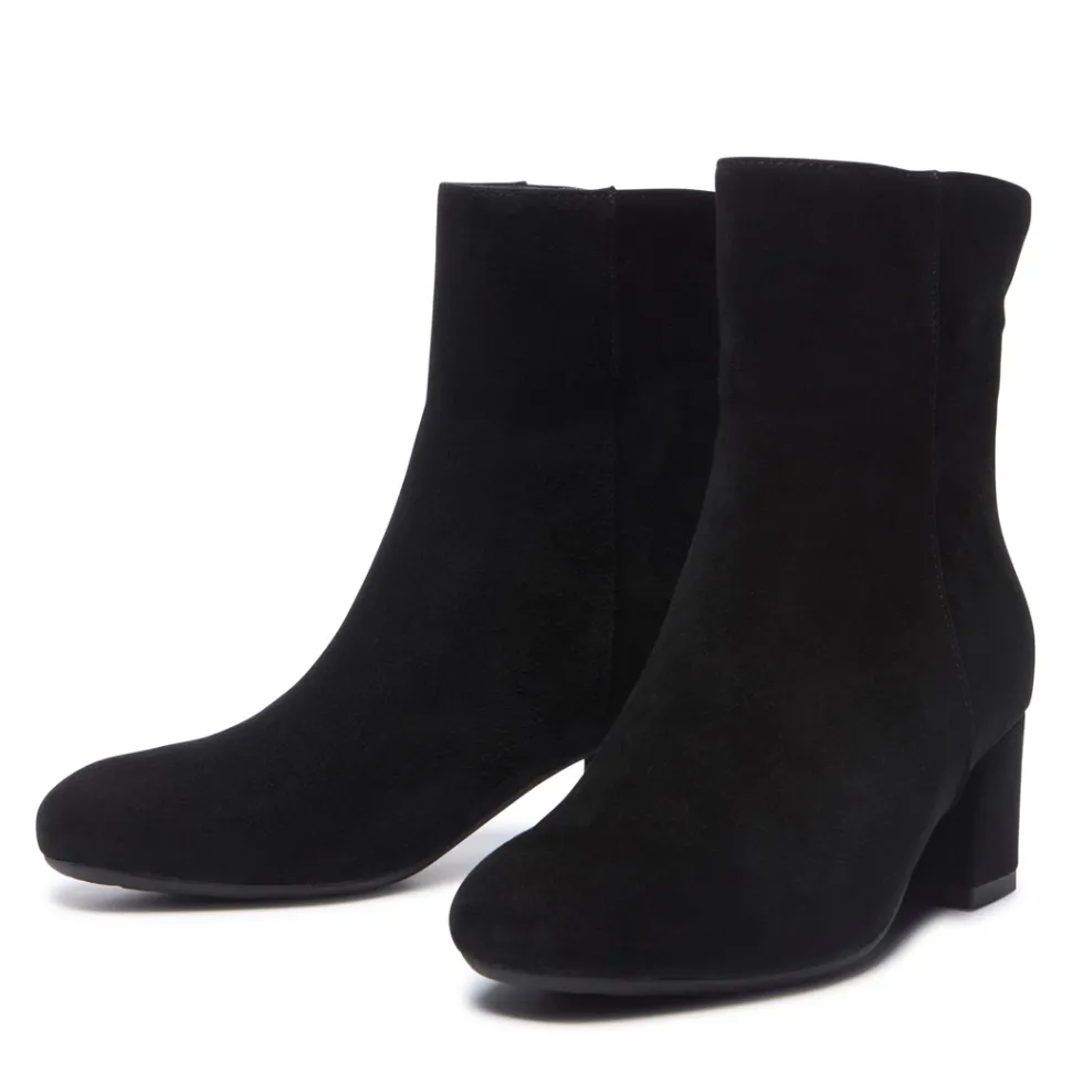 Sartina Black Suede Ankle Boots