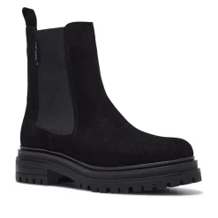 Selessia Black Suede Ankle Boots