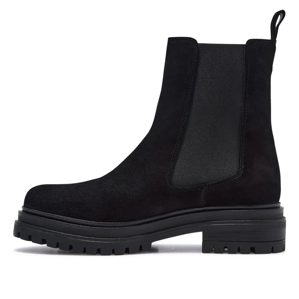 Selessia Black Suede Ankle Boots