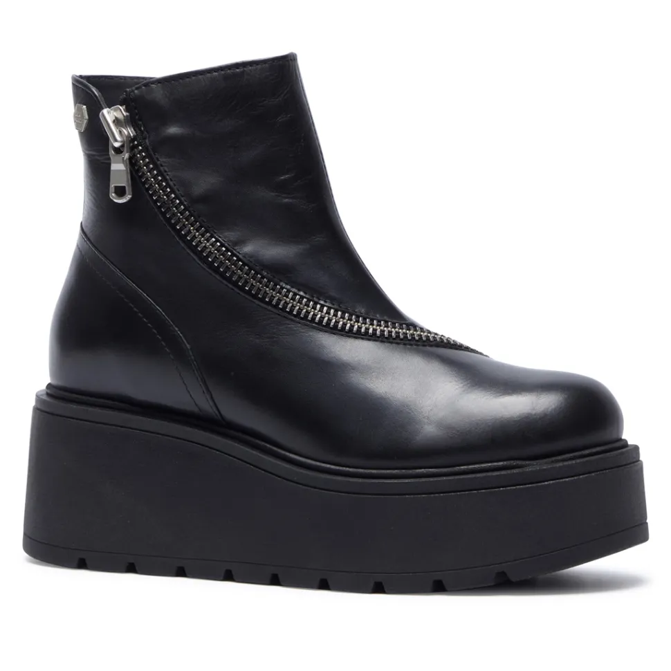 Serpentina Black Leather Ankle Boots