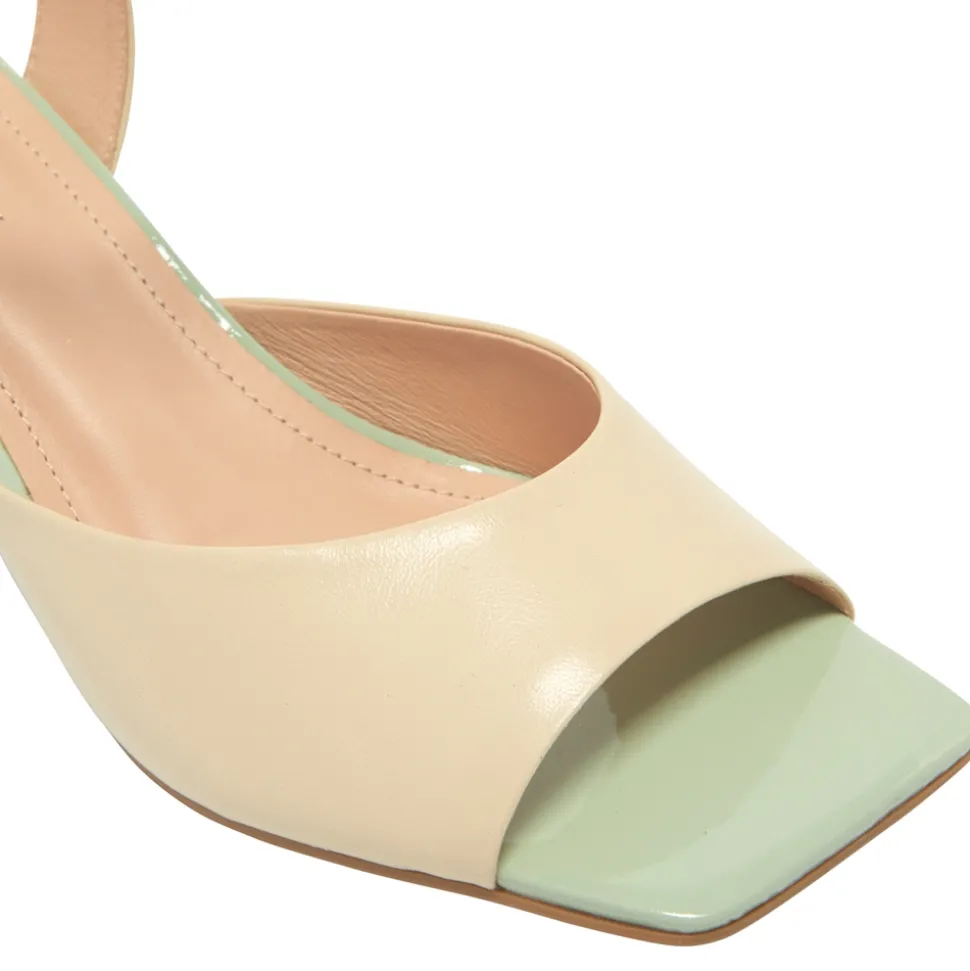 Setallo Off White Block Heel Courts