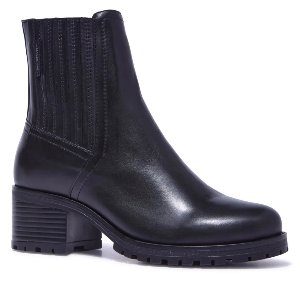 Trepani Black Leather Ankle Boots
