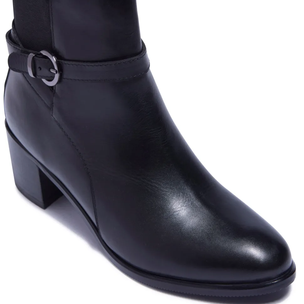 Trimona Black Leather Ankle Boots